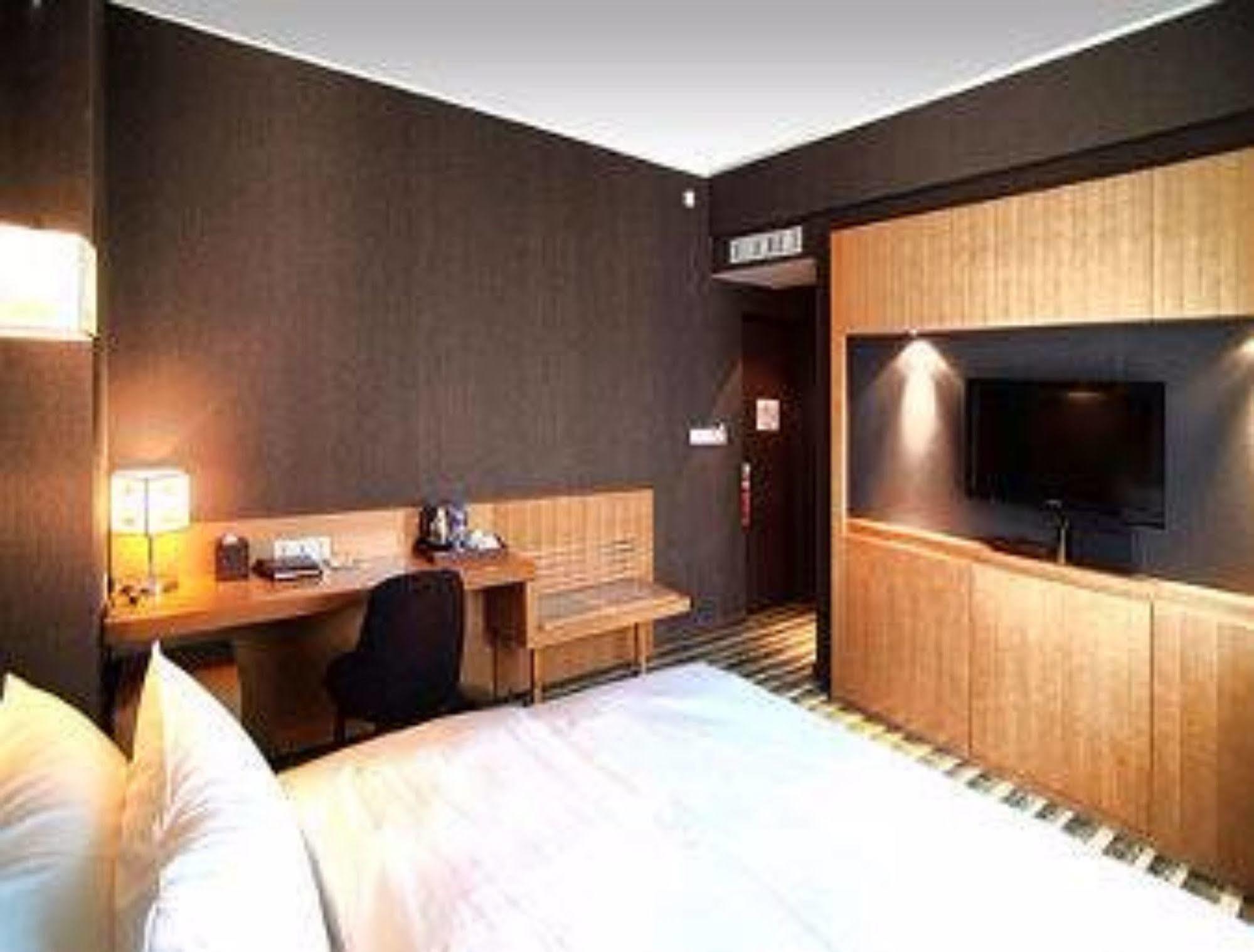Ramada Ulaanbaatar Citycenter Buitenkant foto